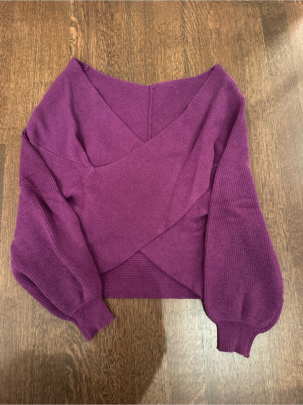 SNDYS Women's V-Neck Purple Knit Sweater with Balloon Sleeves